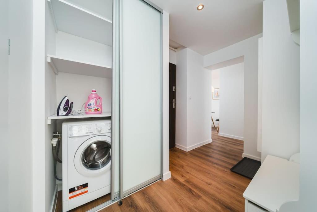 Close To Everywhere, Cosy Place Apartament *
